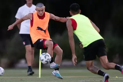 El contrato de Santiago López vence a fines de 2024 y tiene una cláusula de salida de US$ 15 millones