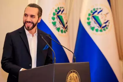 Nayib Bukele se encamina a un arrollador triunfo en El Salvador