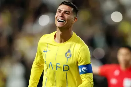 Cristiano Ronaldo anotó ante Al-Shabab y llegó a los 877 goles oficiales como profesional
