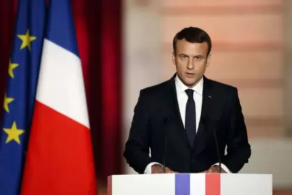 Macron no se achica ante Putin