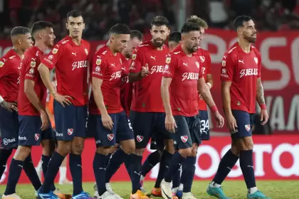 Independiente, dirigido por Carlos Tevez, suma tres partidos sin victorias