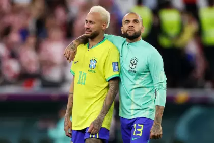 Neymar y Dani Alves jugaron juntos en la Seleccin de Brasil, adems de Barcelona y PSG, y mantienen una buena amistad