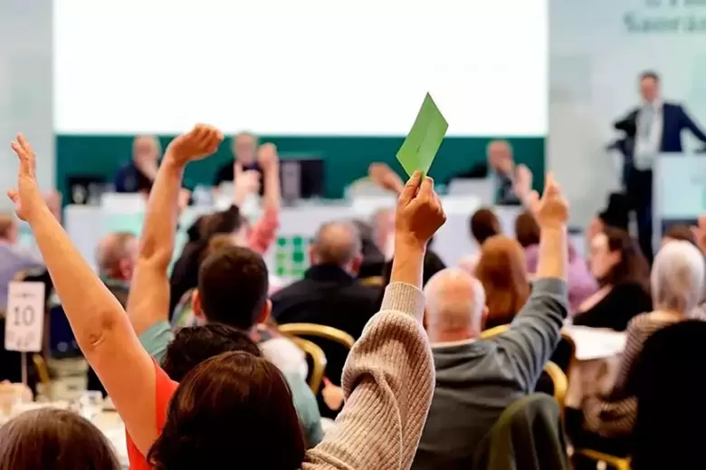 la_asamblea_ciudadana_de_irlanda_vota_acabar_con_la_penalizaciýn_del_uso_de_drogas.jpg