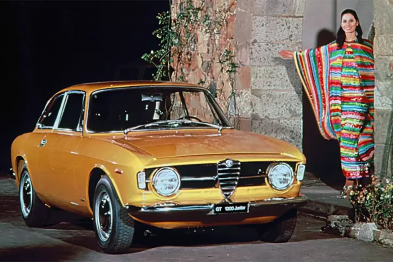 El Alfa Romeo GT 1300 Junior lanzado en 1966.