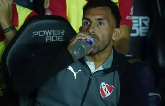 Tevez tiene contrato con Independiente hasta diciembre de 2026