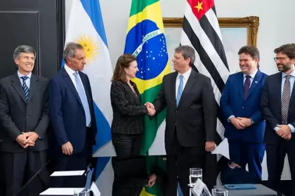 La Canciller Mondino se reuni con el gobernador del Estado de San Pablo, Tarcsio Gomes De Freitas.