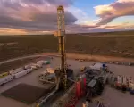 YPF dio un nuevo paso en su estrategia para transformar a Vaca Muerta en una plataforma exportadora de gas natural licuado (GNL). 