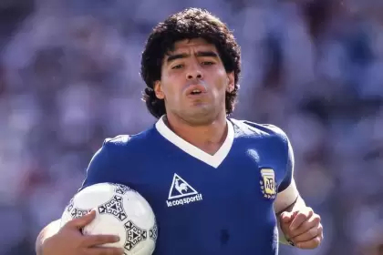 Maradona gan el Baln de Oro tras llevar a la Seleccin Argentina a la victoria en el Mundial de Mxico