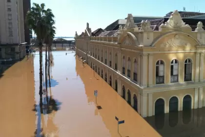 Inundaciones: el nmero de muertos sigue en ascenso en Brasil