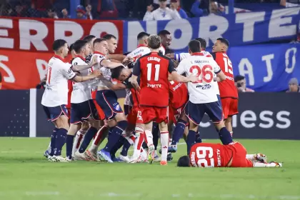 Los jugadores del "Millonario" estallaron por la actuacin de Daronco luego del empate ante Nacional