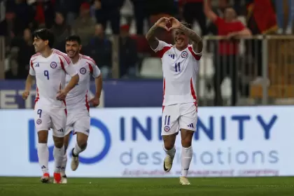 Chile busca recuperarse ante un duro rival