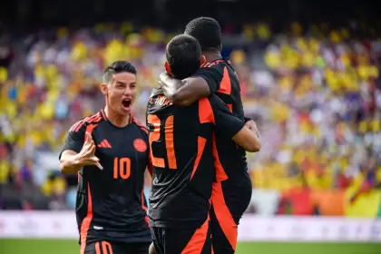 Colombia viene de golear 5-1 a Estados Unidos en un amistoso y lleva 22 partidos sin perder.