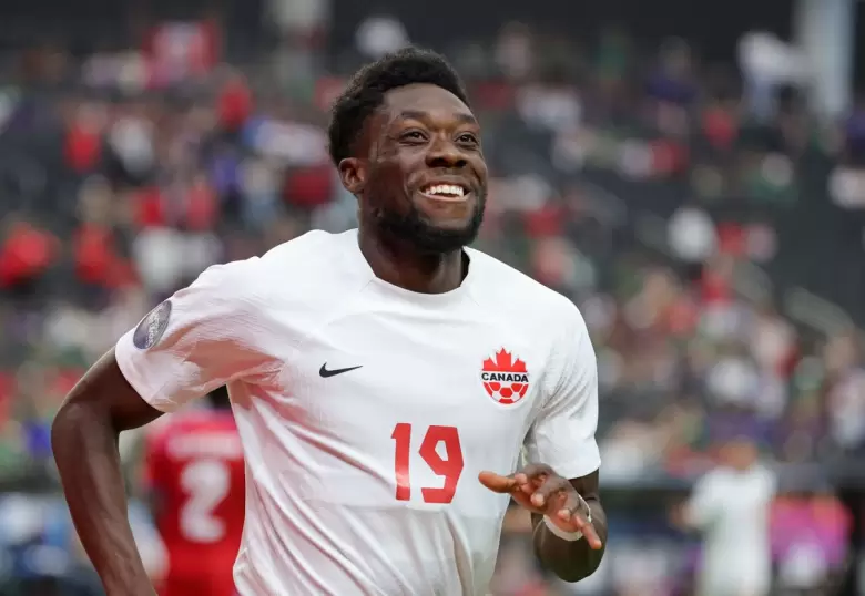 Alphonso Davies - g