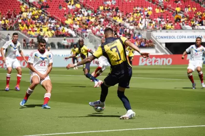 Venezuela y Ecuador protagonizaron uno de los duelos ms vibrantes de la primera fecha de la Copa Amrica.