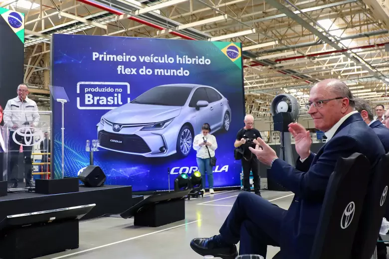 Toyota ya fabrica en Brasil dos modelos hbridos y har uno ms en breve.