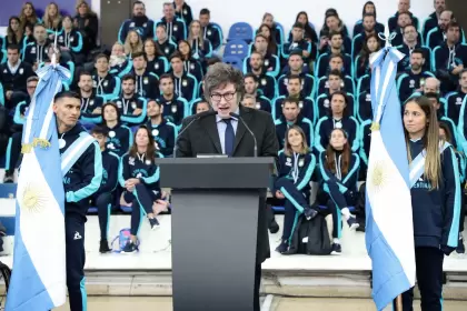 El presidente encabez un acto en el CeNARD para despedir a la delegacin de deportistas que integran la comitiva argentina que viajarn a los Juegos