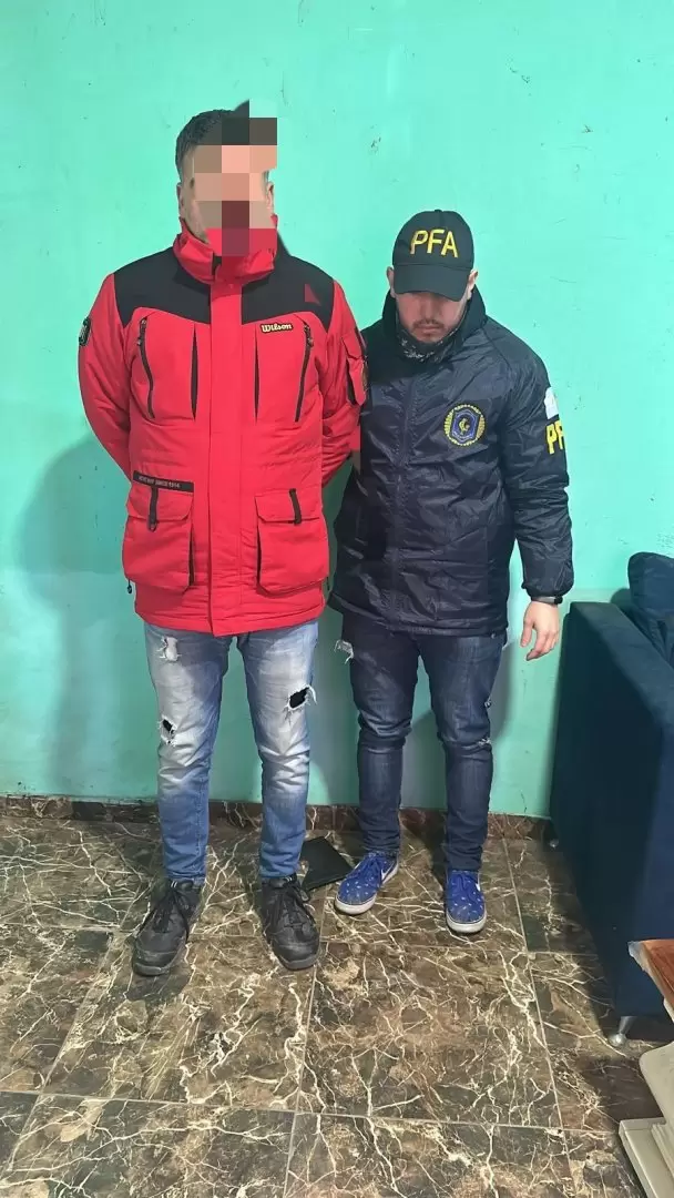 Así fue el Operativo "Los Miserables": cayó un clan que se aprovechaba de personas pobres y les sacaba las tarjetas de débito
