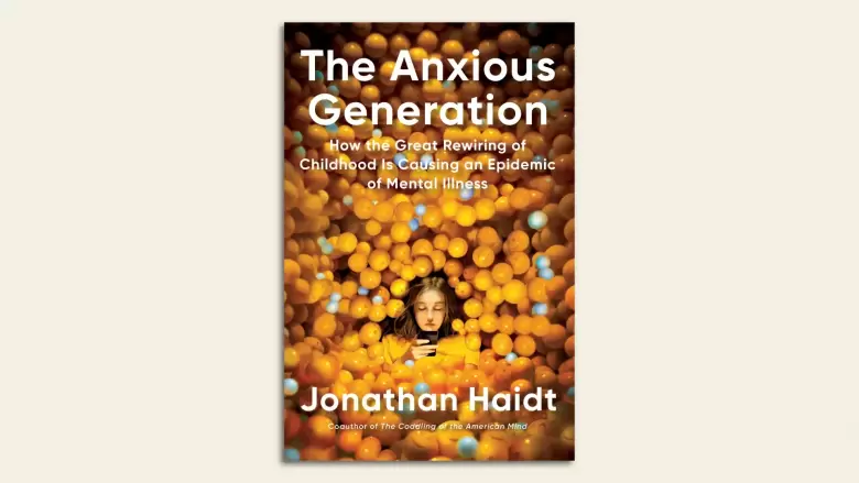 En "La Generación Ansiosa", Haidt sentencia que "la salud mental de los adolescente se cayó de un precipicio cerca de 2010".