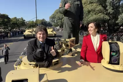 El Ejército busca reparar una camioneta y pagará con toneladas de membrillos
