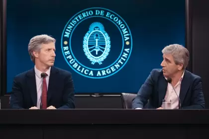 Santiago Bausilli, presidente del BCRA, y Luis Caputo, ministro de Economa