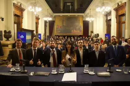 La segunda edicin del Foro Panamericano de Jvenes Polticos finaliz con la firma de la Carta de Buenos Aires.