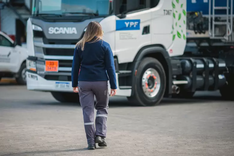 El programa creado por Scania ya cuenta con 60 graduadas.