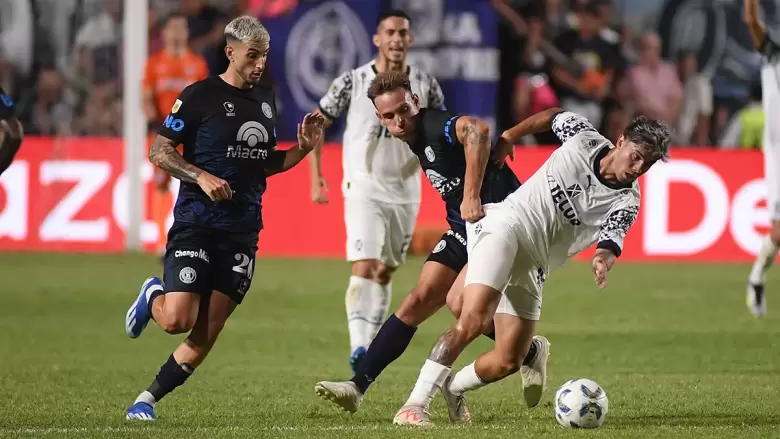 Independiente Rivadavia vs. Independiente