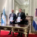 Cielos abiertos: el Gobierno firma el acuerdo más amplio de la historia con Paraguay para vuelos de cabotaje