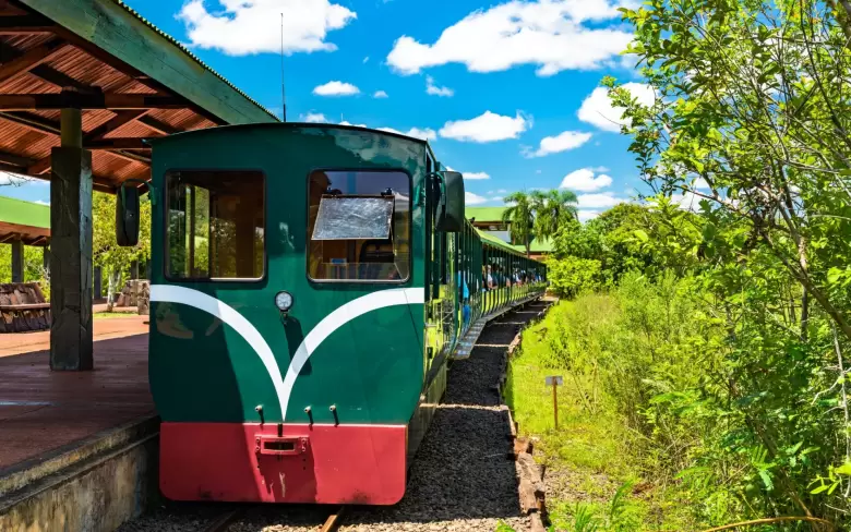 Tren Ecológico de la Selva en el Parque Nacional Iguazú