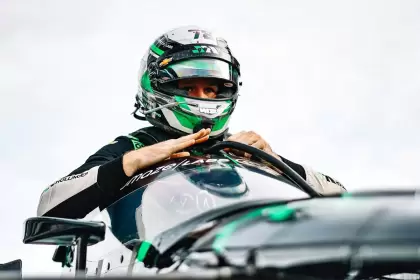 Canapino se baja "de mutuo acuerdo" del auto de IndyCar del equipo Juncos Hollinger.