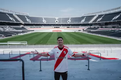 Meza y su primera vez en el Monumental como jugador de River.