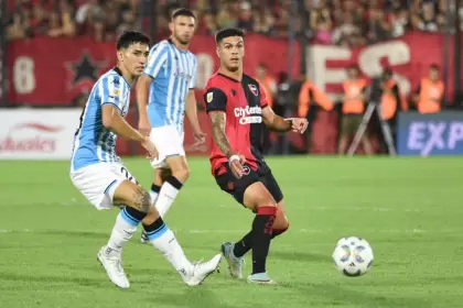 El historial entre Newell's y Racing registra un total de 157 enfrentamientos