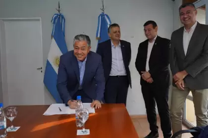 Con este aporte estratgico, YPF impulsa el desarrollo de las comunidades en donde est presente su operacin.