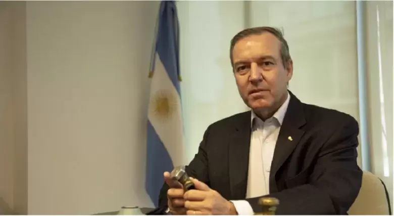 Cascales: "Ante la situación económica imperante en el país, el acomodamiento de precios se dará de manera gradual"