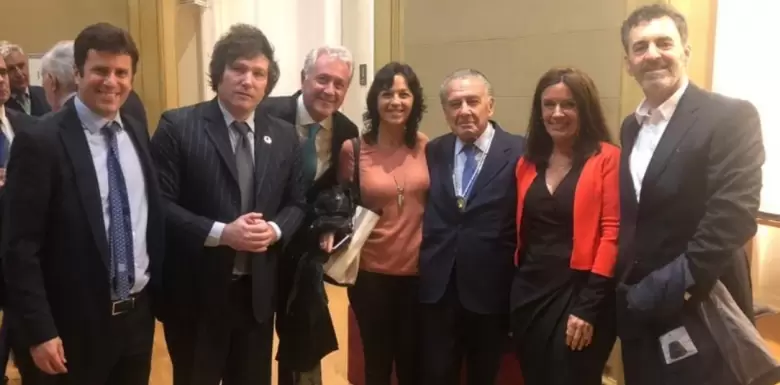 Vilma Ibarra, Javier Milei y Eduardo Eurnekian, entre otros.