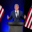 Robert F. Kennedy Jr. abandona la carrera presidencial para apoyar a Trump