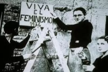 Tal como naci, el feminismo ha muerto en manos de los que ms gritan en su defensa.