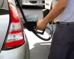 El comportamiento de los combustibles en Argentina continúa vinculado a la dinámica internacional del petróleo, y a las decisiones interna.