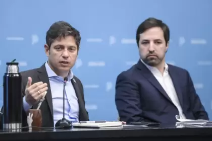 El gobernador Axel Kicillof durante la conferencia de prensa en la Casa de Gobierno.