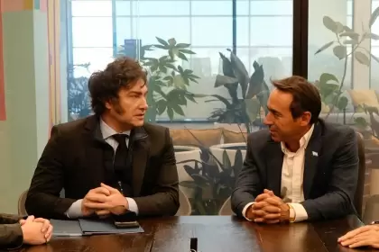 El Presidente Javier Milei visit las oficinas de Mercado Libre Argentina en donde fue recibido por su fundador y CEO, Marcos Galpern.