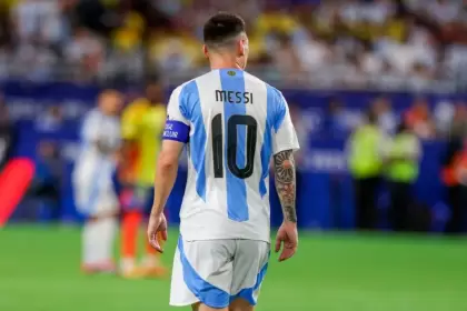 Messi no estar presente en los compromisos ante Chile y Colombia debido a una lesin en el tobillo derecho