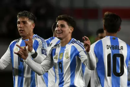 La "Scaloneta" marcha puntera de la tabla de posiciones de las Eliminatorias. (@Argentina)