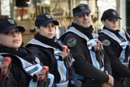 La Polica de la Ciudad ya usa las pistolas de baja letalidad en las calles porteas