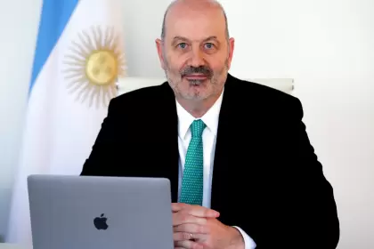 Deep motosierra: Sturzenegger anunció jubilaciones masivas en el Estado