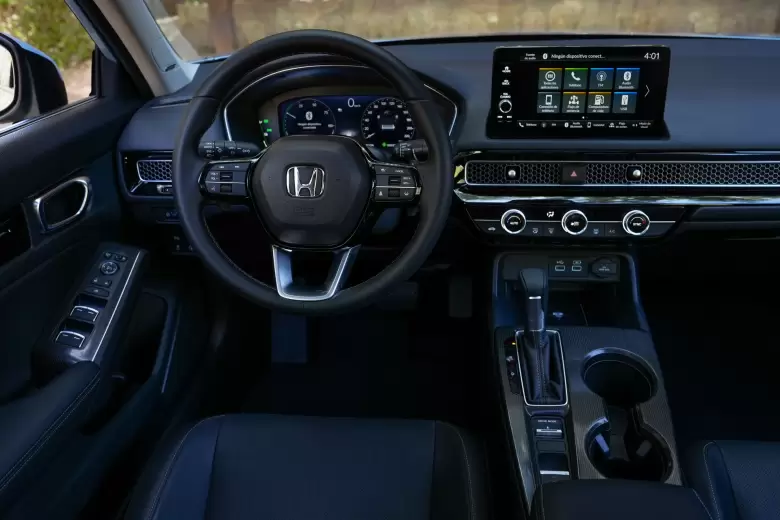 As es el interior del Nuevo Civic, el modelo ms emblemtico de Honda.