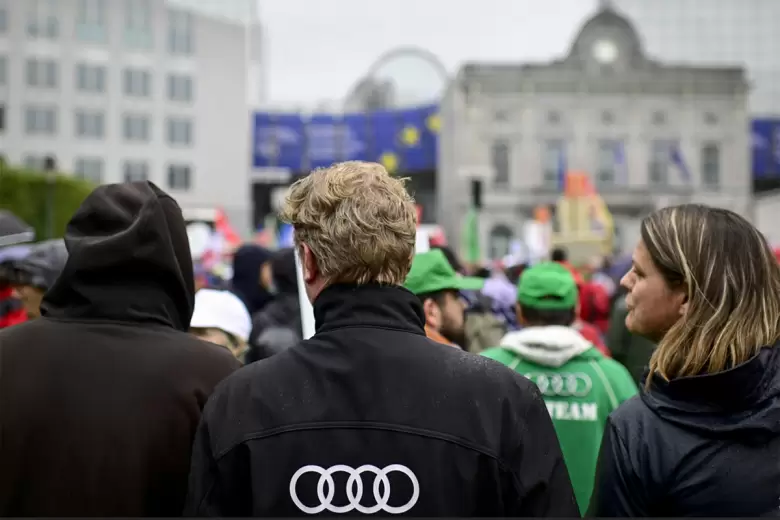 Audi podra dejar sin trabajo a unos 1.500 empleados si decide el fin de la produccin en su planta belga.