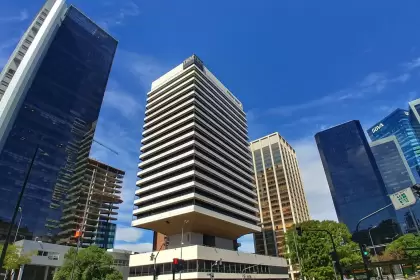 Vista de las Catalinas Norte, en la Ciudad de Buenos Aires, Argentina.