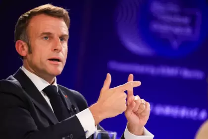 La UE podría morir, advierte Macron