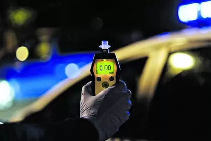 Lamentablemente y a pesar de nuestra insistencia, la Ciudad no aplica la Ley de Alcohol 0.