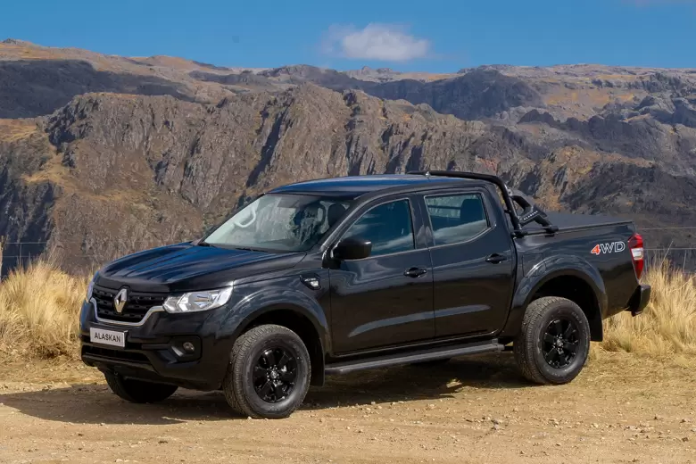 Así es la Renault Alaskan Intens Noir.
